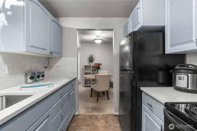All appliances stay!