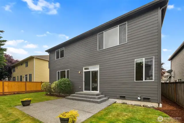Manicured and mature private backyard.  Lots of opportunity here for outdoor gathering spaces and gardening.