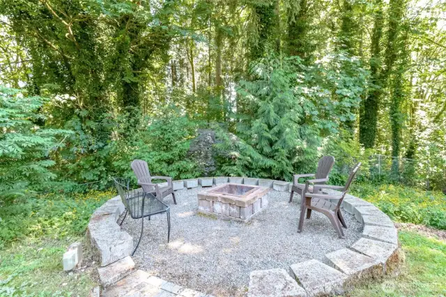 Immerse yourself in nature’s sounds in this serene backyard.