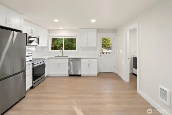 UNIT C - space for table