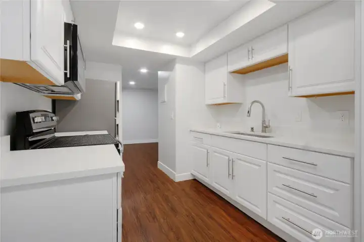 Lots of counter space!