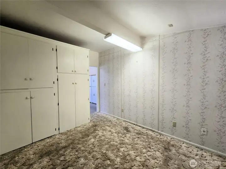 Office space or hobby room