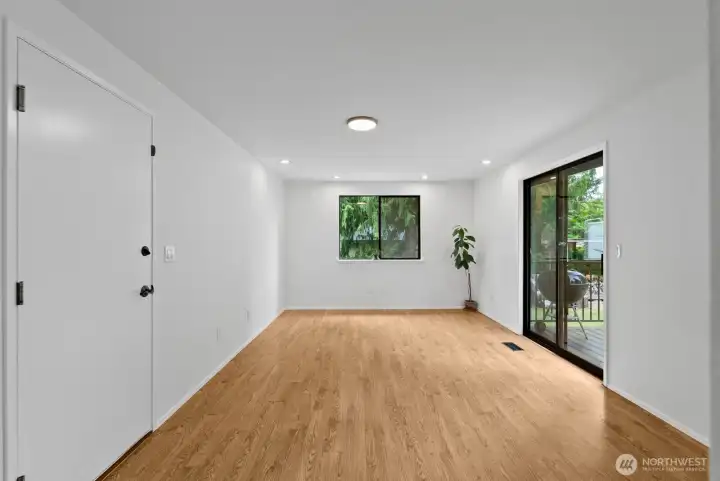 Bonus Room off Garage Bonus Room off Garage