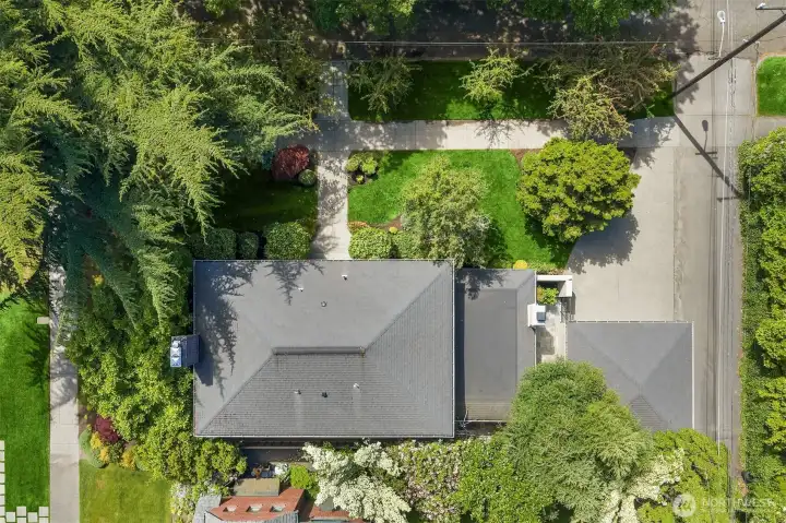 Property is sited on a 5500 square foot lot.