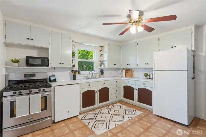 Kitchen with Ceiling Fan
