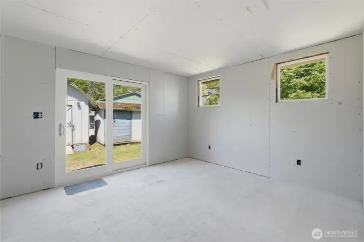 Prepped for Primary Bedroom on Main
