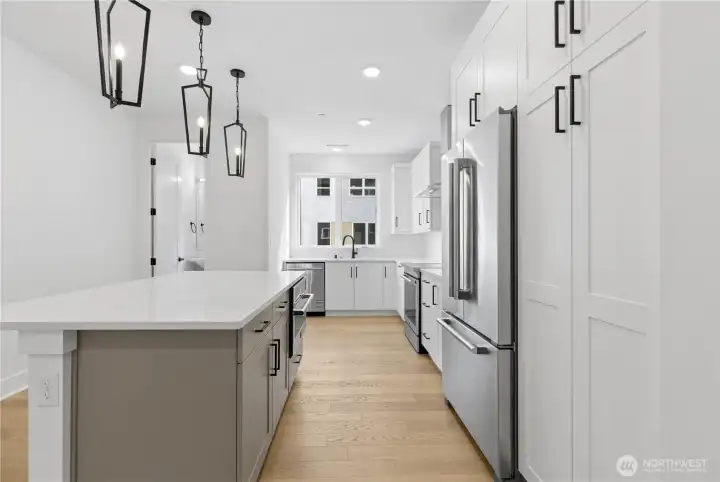 (Facade, Ext Colors, Interior Photos & Floor Plans for illustrative purposes only. Actual Facade, Ext Colors, Interiors & Floor Plans may differ.)