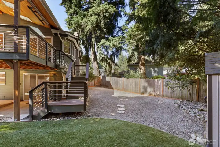 Side yard for extras - maybe a trampoline? Stairs coming down from the upper deck make it easy to access. Side yard for extras - maybe a trampoline? Stairs coming down from the upper deck make it easy to access.
