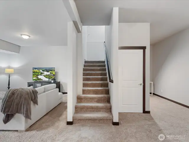 A sprawling basement ready for anything—game nights, movie marathons, or extra storage. Customize this space to fit your needs!