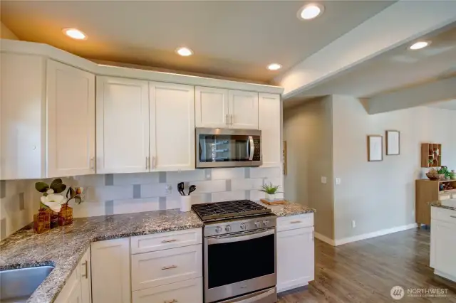 So much counter space