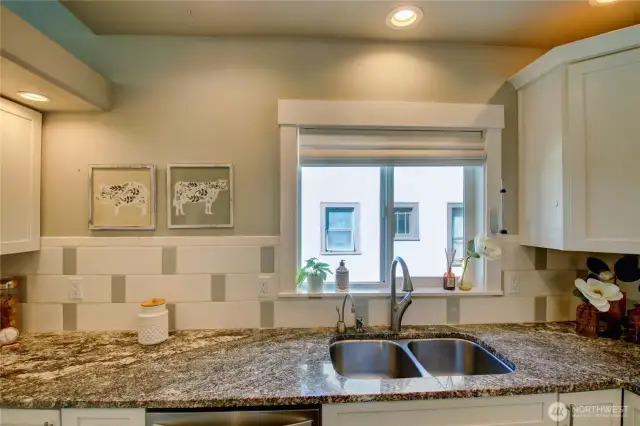 Stylish backsplash