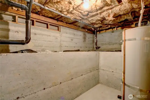 There’s 2 of these lower storage rooms