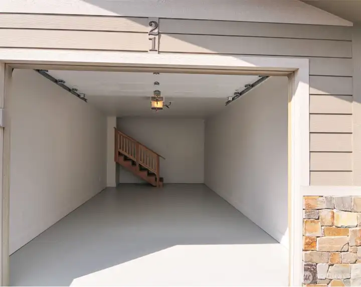 INTERIOR GARAGE WITH ENTRY