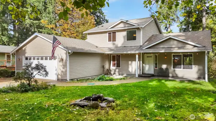 4-bedroom + office/den w/ primary on main floor