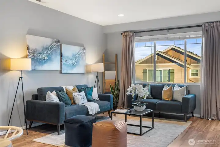 Full of light with a view to the lake.