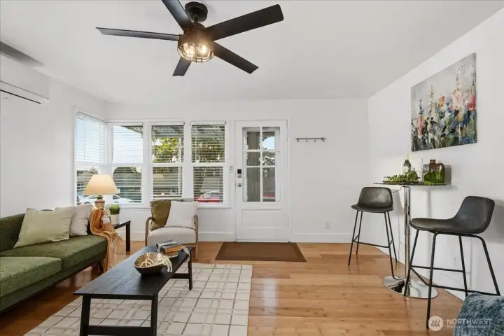 Living Room, Ceiling Fan, Minisplit