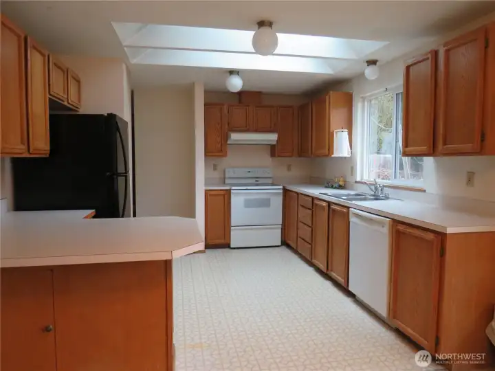 Big Kitchen lots of counter space, cabinets and a pantry too