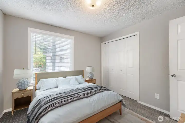 Flexible space with closet (virtually staged) that functions as a bedroom or office