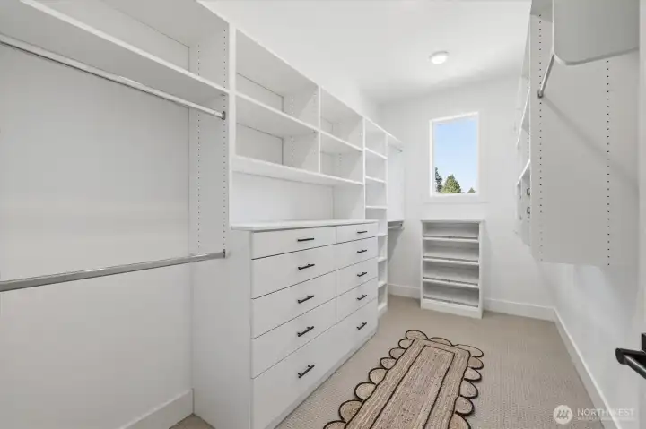 Walk in closet