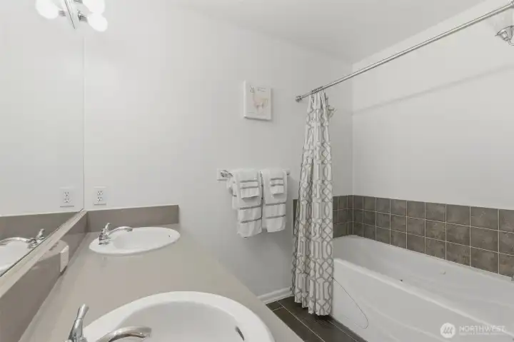 Upstairs full bath