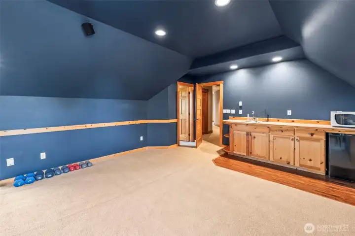Bonus room has kitchenette and beverage fridge for movie nights!
