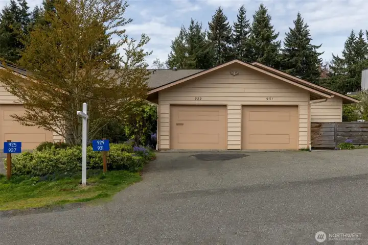 Very liveable community with 4 homeowners in each HOA Association in the Blue Heron enclave