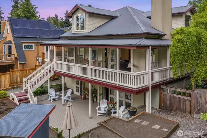 Corner lot with extensive outdoor space