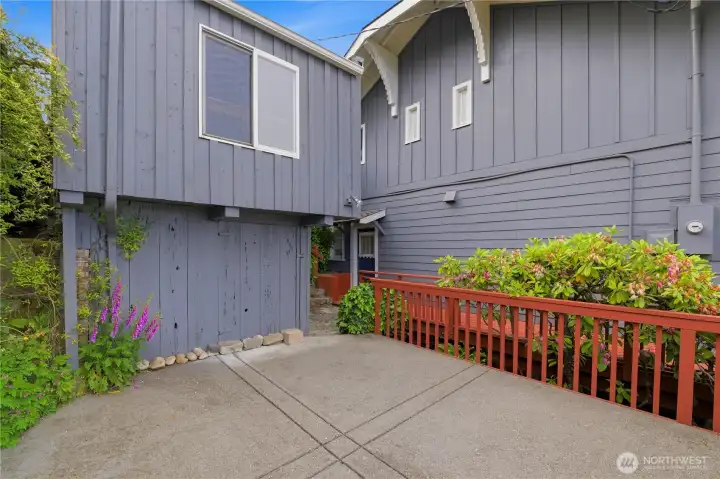 Bonus get away patio