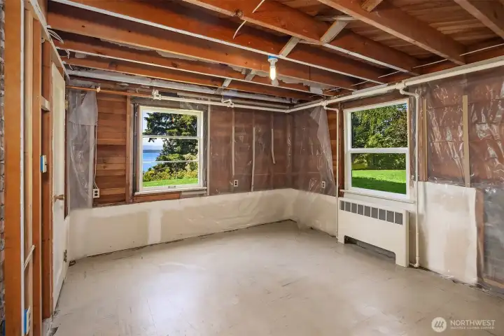 3rd bedroom downstairs 3rd bedroom downstairs