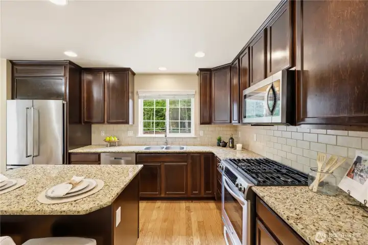 Custom kitchen cabinets Custom kitchen cabinets