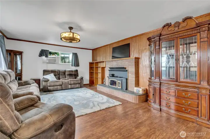 Gather around the fireplace and enjoy evenings that feel a little slower. Gather around the fireplace and enjoy evenings that feel a little slower.