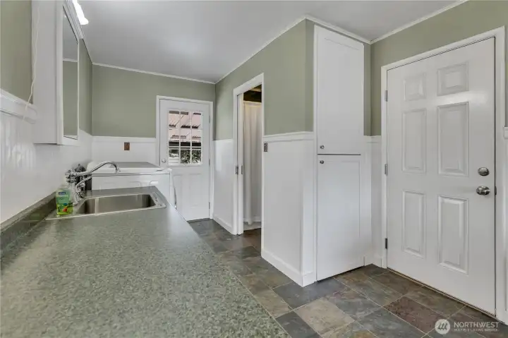 Laundry/mud room. Extra functionality you'll appreciate every single day. Laundry/mud room. Extra functionality you'll appreciate every single day.