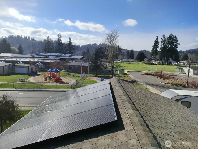 10 solar panels on front garage roof