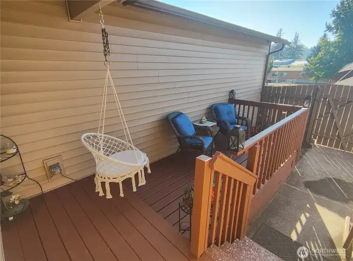 Front porch & Front LED deck
