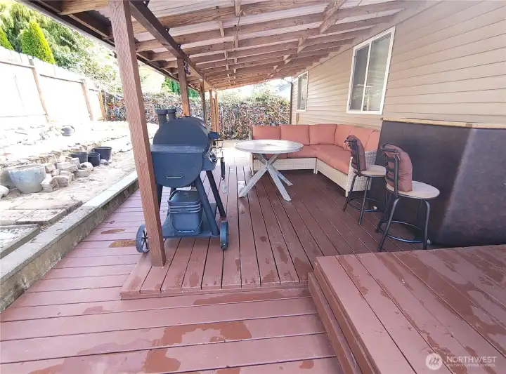 Back yard covered patio deck area