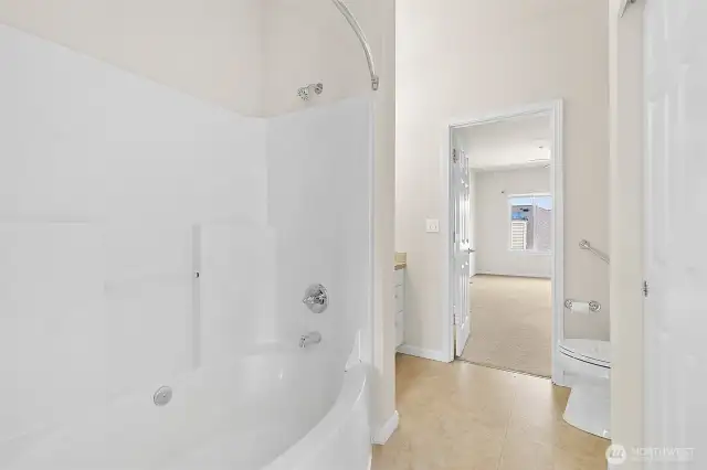 Upper Bathroom - Jack & Jill Style