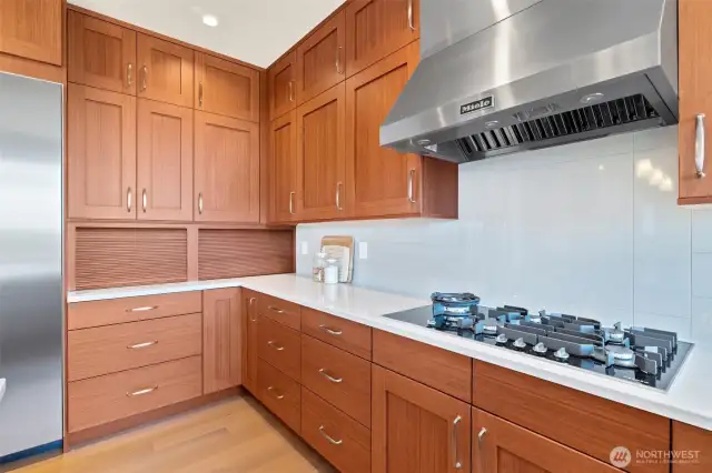 Gas cooktop
