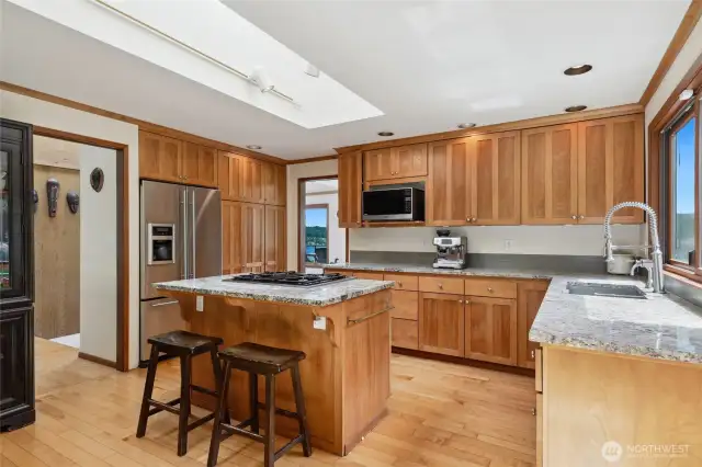 Large center cooking island