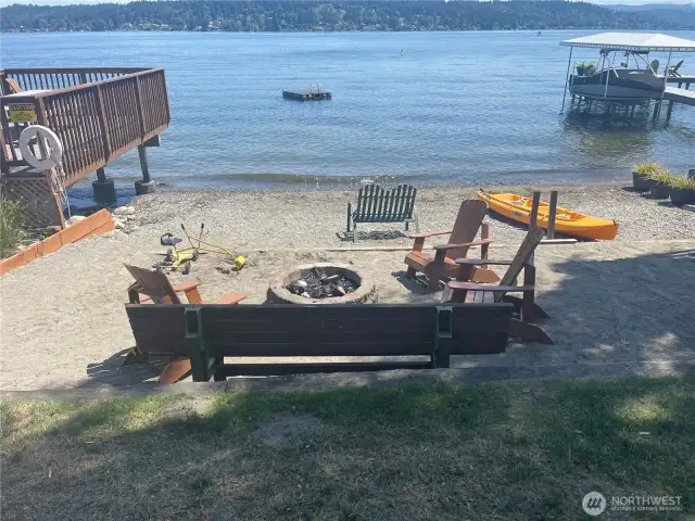 Beach Club firepit