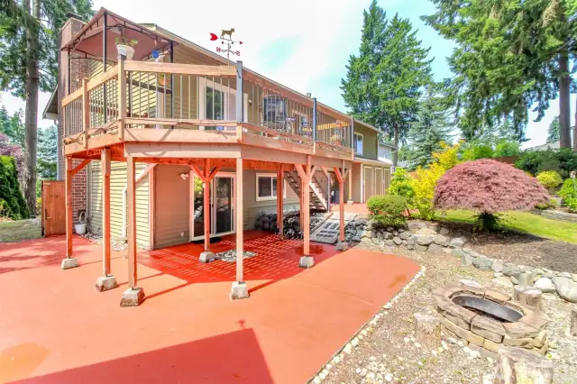 Beautiful Deck and Lower Patio Area