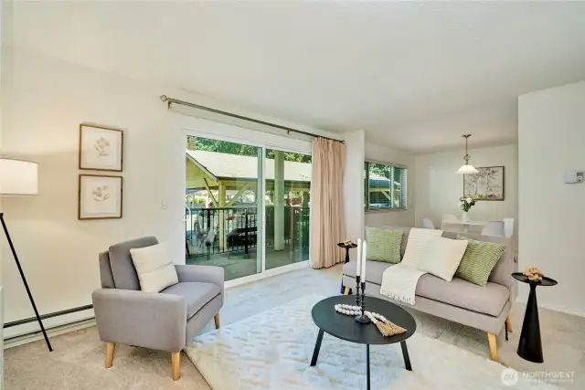 The complex was built in 1979, therefore the units are "supersized" when compared to more modern condos. Note the open floorplan with the living room opening to the dining room.
