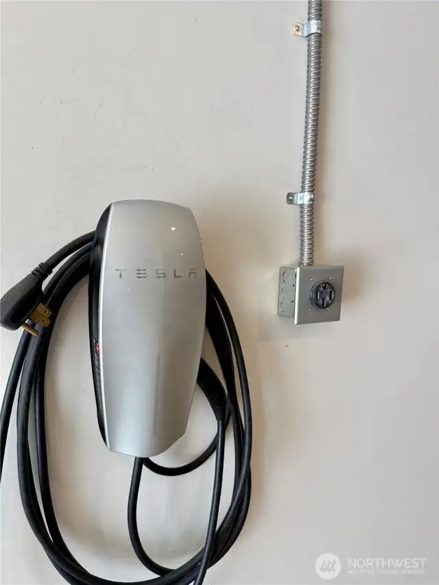The installed Tesla Fast Charger.
