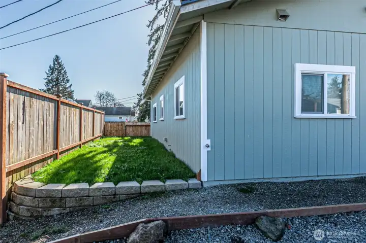 Unit B yard - private space