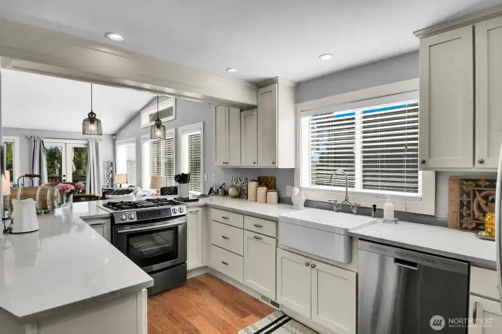 Nice sized Kitchen. Nice sized Kitchen.