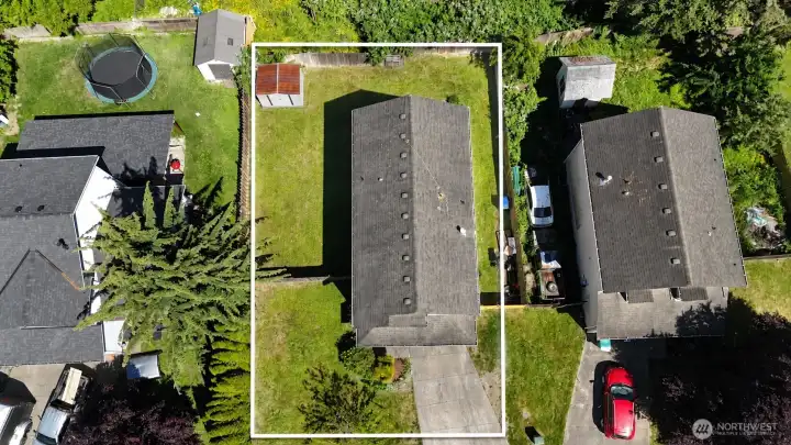 Perfect level lot with room to enjoy the outdoors!