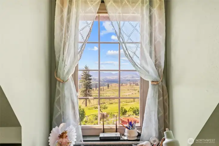 Picturesque! Picturesque!