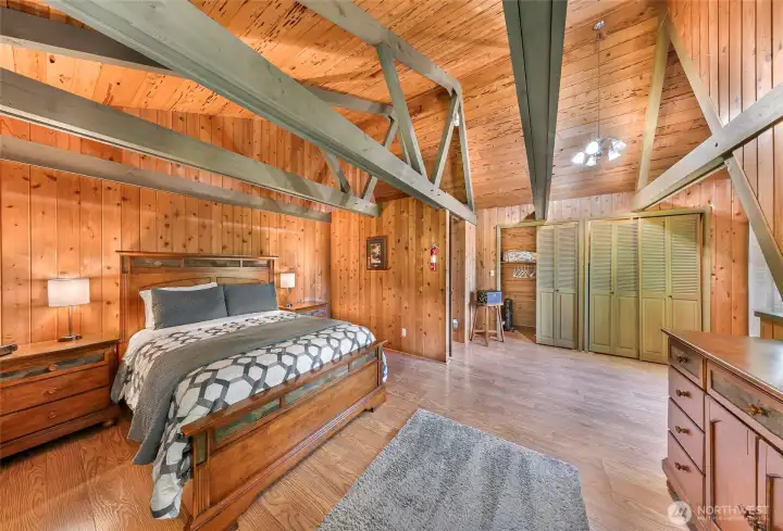 Check out those amazing beams!