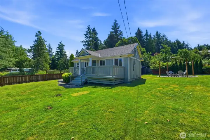 Escape to your own spacious backyard retreat—privately enclosed and meticulously maintained. Escape to your own spacious backyard retreat—privately enclosed and meticulously maintained.