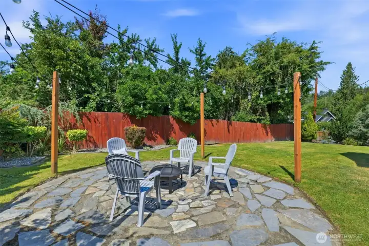 Landscaped to perfection! An outdoor entertaining space with plenty of room to garden, play, and host. Landscaped to perfection! An outdoor entertaining space with plenty of room to garden, play, and host.