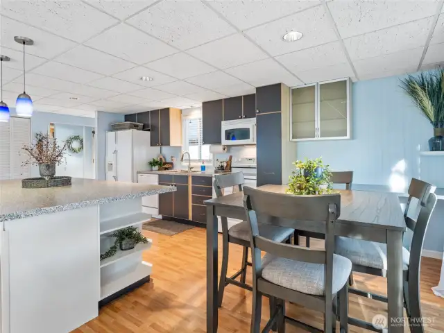 Open floor plan, great for entertaining.